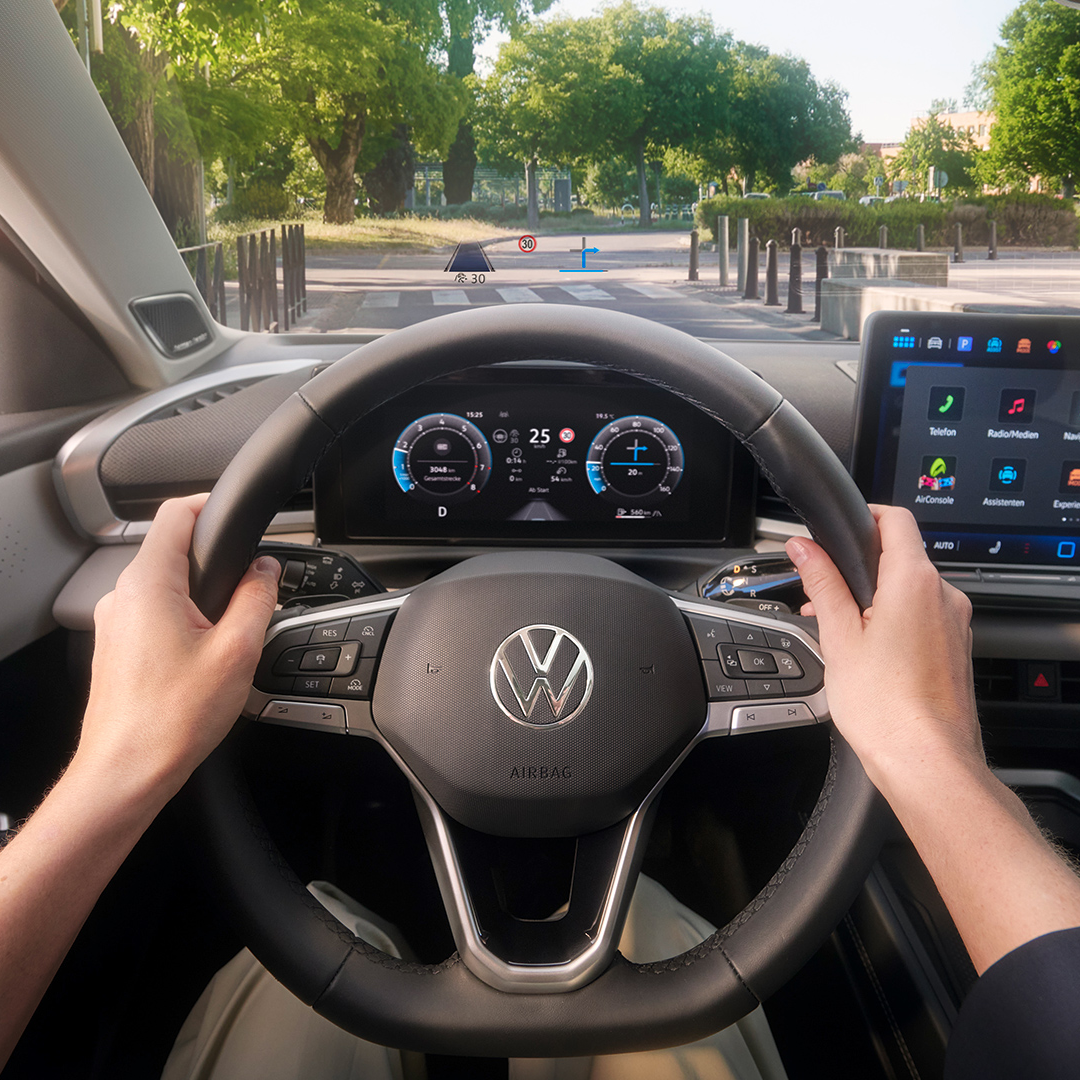 TC1290_interior_driver_view_with_vHUD_on-1